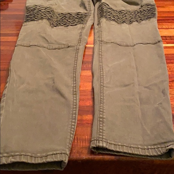 Isabel Maternity Military Pants - Picture 7 of 7